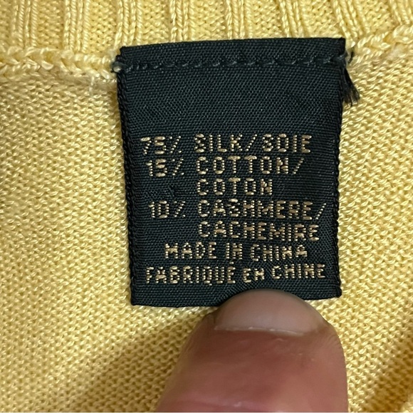 BOBBY JONES Collection Lightweight Mens V Neck Size M Silk Cashmere Blend Yellow - Picture 3 of 8